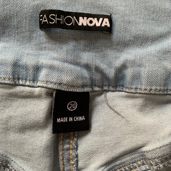 Fashion Nova High Waisted Button Fly Skinny Jeans - Picture 5 of 7
